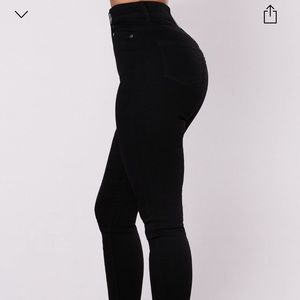 Brand new fashion nova black jean size 15/16